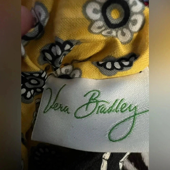 RETIRED: Vera Bradley | women’s Hannah style, yellow bird pattern handbag - Picture 13 of 13